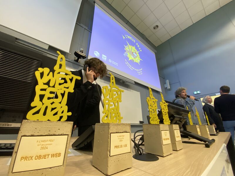 Communication À l'West Fest